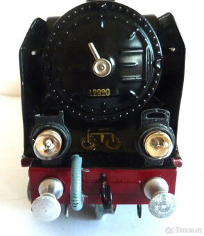 MÄRKLIN 20voltová brilantní parní lokomotiva HR7012920 (star - 11