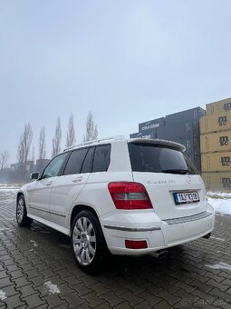 Mercedes Benz GLK - 11