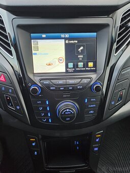 Hyundai I40 1,6CRDi 100kW 1.maj ČR 2020 LED+ VÝHŘEV + KAMERA - 11