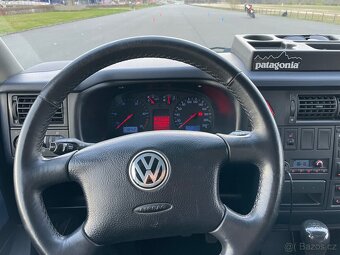VW T4 syncro AXL 6-kvalt 111kW pop top long - 11