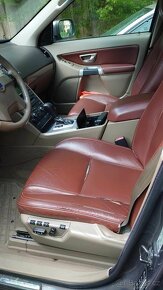 Volvo XC90 D5, 2x majitel, serviska, nezávislé topení, xenon - 11