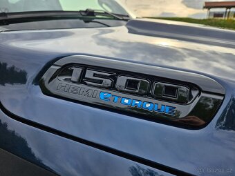 Dodge Ram 1500 Laramie 5.7 V8 r.v.2022 - 11