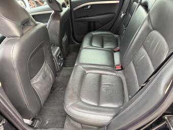 Volvo XC70 2.4 D5 136KW, ventilace + výhřev, po servise. - 11