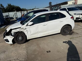 Hyundai I30 1.5i 2023. 43TKM Ceske doklady rv 6/2023 1.5i 80 - 11