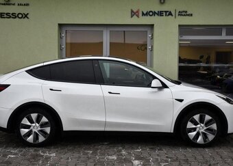 Tesla Model Y RWD STANDARD RANGE 1M 98%SoH - 11