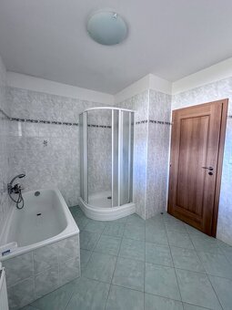 Prodej zánovního RD 3kk, 90m2, obklopen přírodou a klidem, n - 11