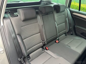 VW Golf 1,4 tsi Variant 92 Kw Lounge Tažné Xenony Webasto - 11