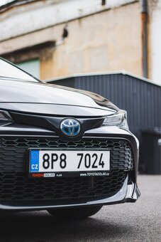 Toyota Corolla Touring Sport 2.0i HSD - 11