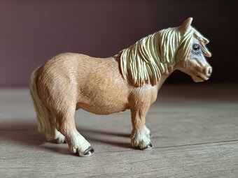 SCHLEICH Koně SBĚRATELSKÉ FIGURKY 4 - 11