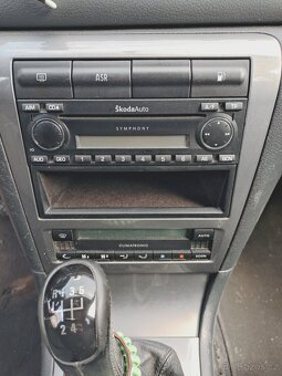 Octavia I 1.6 MPi - 11