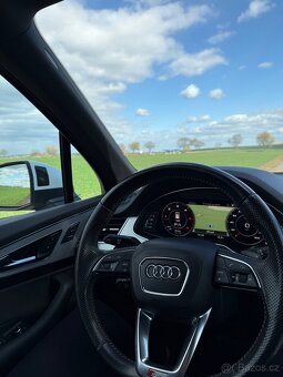 Audi Q7 S-line - 11