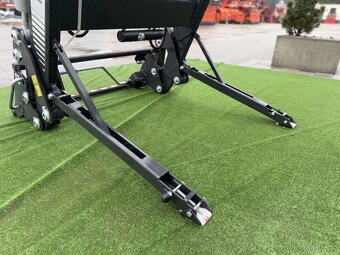 Čelní nakladač Inter Tech IT1600 na traktory - 11