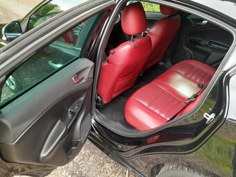 Alfa Romeo Giulietta QV manuál - 11