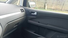 Ford C-Max 1,6 - 11