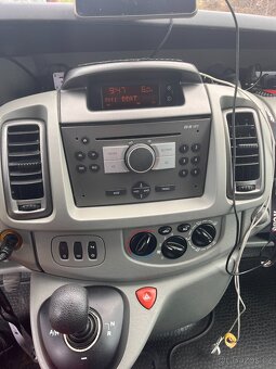 OPEL VIVARO LONG 2,5 CDTI-9.MÍST-2008-107KW-VELKÝ SERVIS - 11