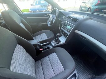 Škoda Octavia ||. 1.2 benzín, Facelift, první majitel. - 11