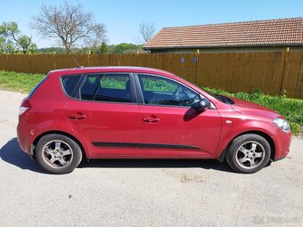 Prodám Kia Ceed 1.4i 66kw benzín - 11