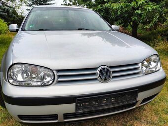 VW Golf 1.4 16V - 11