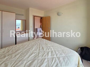 Prodej zařízeného apartmánu 2+kk s balkonem-Slunečné pobřeží - 11