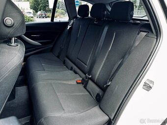 BMW Rad 3 Touring 318d A/T - 11