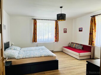 Kompletní ložnice Malm IKEA - 11