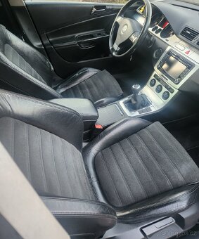 Volkswagen Passat 2.0 TDI - 11