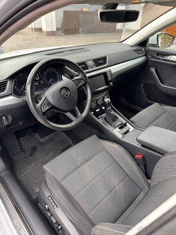 Škoda Superb - 11