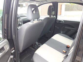 FIAT PANDA 1.1i 40KW - 11