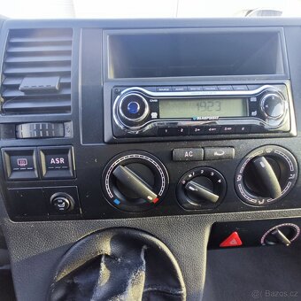 Volkswagen T5 Caravelle 1.9 TDI, 8 míst. - 11