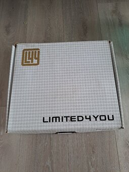 Boty na snowboard Limited4You vel.42 - 11