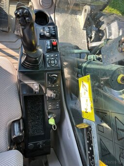 Kolové rypadlo Volvo EWR150E - 11