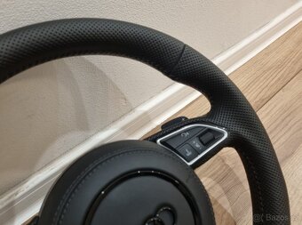 AUDI RS PERFOROVANY ZKOSENY VOLANT - 11