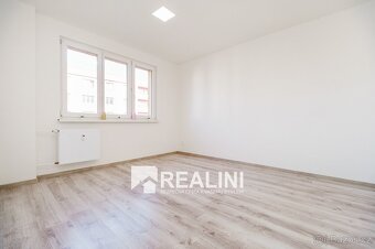 Nadstandartní byt 2+1 s lodžií po kompletní rekonstrukci - 11