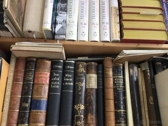 Knihy velke mnozstvi - 11