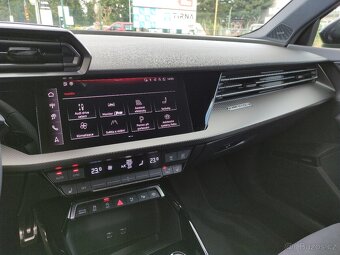 Audi RS3 FACELIFT MATRIX SONOS HUD KAMERA ZÁRUKA - 11