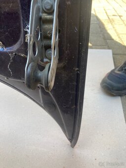 Kapota BMW E34 technoviolet - 11