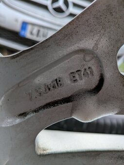 Kola Opel 225/40 R18 - 11