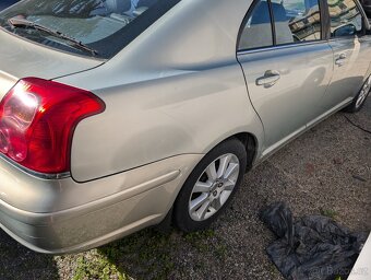 Toyota Avensis 2004 2.0 85kw d4d - 11
