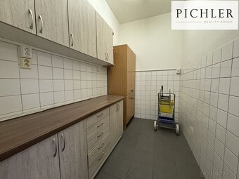 Pronájem kancelářského prostoru, 400 m², Plzeň - 11