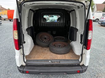 Fiat Doblo 1.9 JTD 88Kw 2x Šoupačky - 11