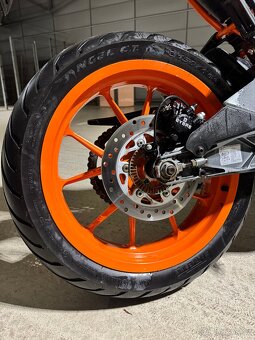 KTM RC 125 - 11