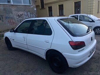 Peugeot 306 1.9 D 51 KW. Najeto 220 tis km. - 11