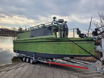 Hliníková loď s kajutou - 11