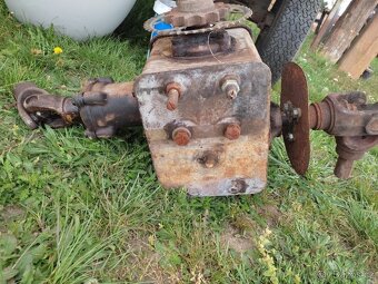 GAZ 69 ARO, rám na motorky, uhlová skříň - 11