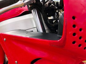 Honda CBR 900RR Fireblade, SC33, nové pneu - 11