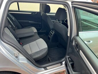 ŠKODA SUPERB COMBI 2.0TDI 125 KW ELEGANCE TOP STAV BEZ KOSME - 11