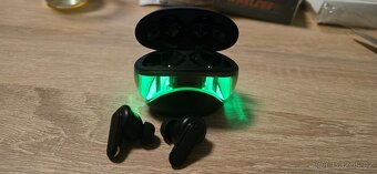 LED podsvícená bluetooth sluchátka s výdrží 4h. - 11