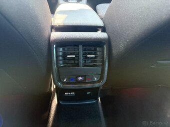 Škoda Octavia 4 Combi 2.0TDI 110kW DSG Virtual Ambient ACC - 11
