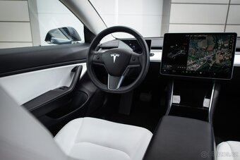 Tesla Model 3 Long Range AWD, 350kW (2019) - 11