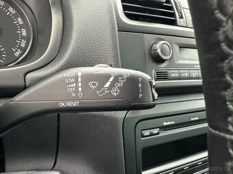 Škoda Roomster 1.6TDi SCOUT, PANORAMA. - 11